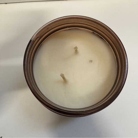 Bellevue Luxury Candle Chai Cardamom 12 OZ - Picture 2 of 3